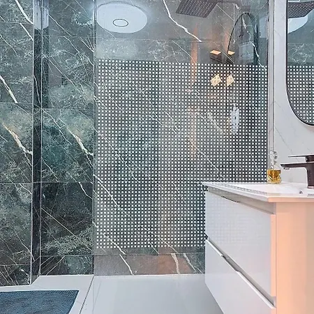 Apartment Le Briand Superbe Avec Vue 4 Personnes Valence (Drome)